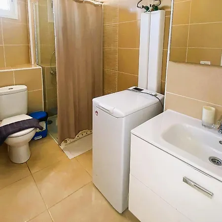 Pretty Little Penthouse, Sea Front, 2 Pool Apartment Playa de las Americas (Tenerife)